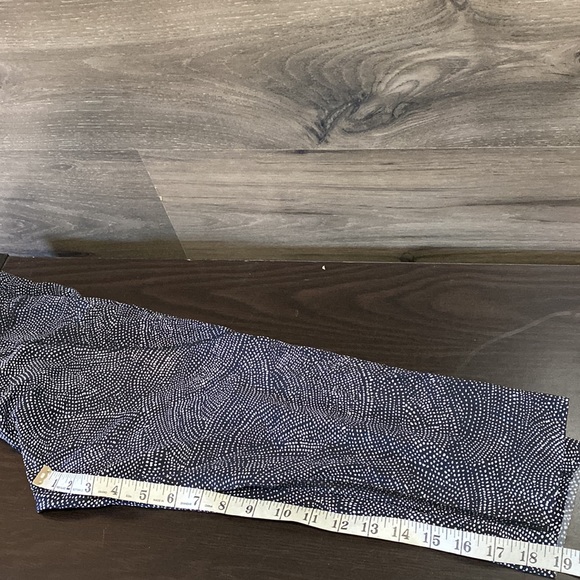 Lululemon crops - Picture 4 of 6